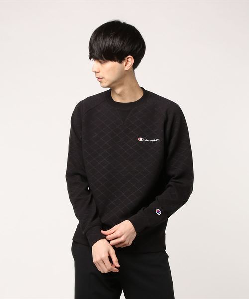 Champion(チャンピオン)の「【Champion/チャンピオン】メンズ Wrap-Air クルーネックシャツ アクションスタイル(スウェット・メンズ・グレー/オフホワイト/ブラック/ネイビー・LARGE/X-LARGE/MEDIUM)」の2枚目の写真