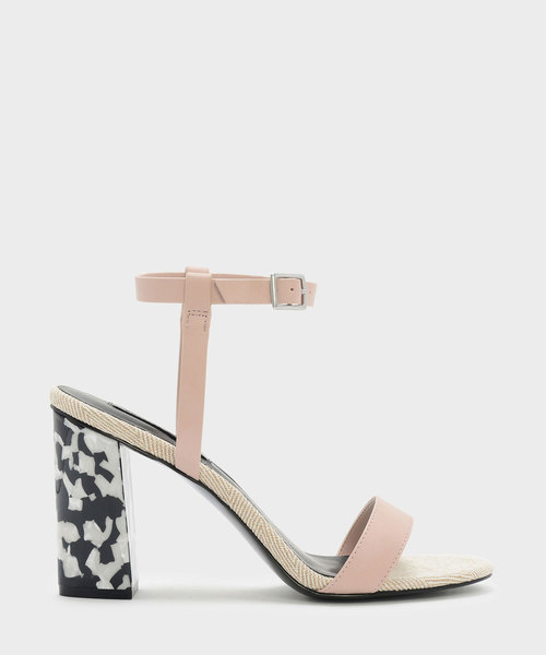 CHARLES & KEITH(チャールズ & キース)の「シェルエフェクトブロックヒールサンダル / SHELL EFFECT BLOCK HEEL SANDALS(サンダル・レディース・ブラック/ピンク・25.5cm/25cm/22.5cm/23.5cm/23cm/24.5cm)」の2枚目の写真