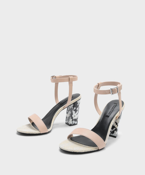 CHARLES & KEITH(チャールズ & キース)の「シェルエフェクトブロックヒールサンダル / SHELL EFFECT BLOCK HEEL SANDALS(サンダル・レディース・ブラック/ピンク・25.5cm/25cm/22.5cm/23.5cm/23cm/24.5cm)」の9枚目の写真