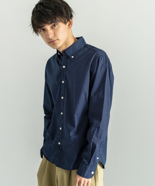 Audience（オーディエンス）の「日本製 シャーリング加工 ボタンダウン 長袖シャツ（シャツ/ブラウス・メンズ・ブラック系その他2/ブルー系その他3/ブルー/ブルー系その他2/ブラウン系その他/グレー系その他/ブルー系その他4/オフホワイト/ブルー系その他5/ブラック系その他/ネイビー/ブルー系その他/ピンク/ライトブルー/サックスブルー/ホワイト/ダークネイビー/ベージュ/ホワイト系その他/ブラック系その他3・S/M/L/XL）」の16枚目の写真