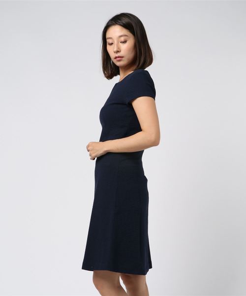 HUGO(ヒューゴ)の「ジャージー クオリティ コットン ミックス ドレス(ワンピース・レディース・ネイビー・S/M/L/XS)」の2枚目の写真