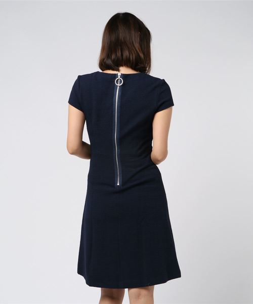 HUGO(ヒューゴ)の「ジャージー クオリティ コットン ミックス ドレス(ワンピース・レディース・ネイビー・S/M/L/XS)」の3枚目の写真