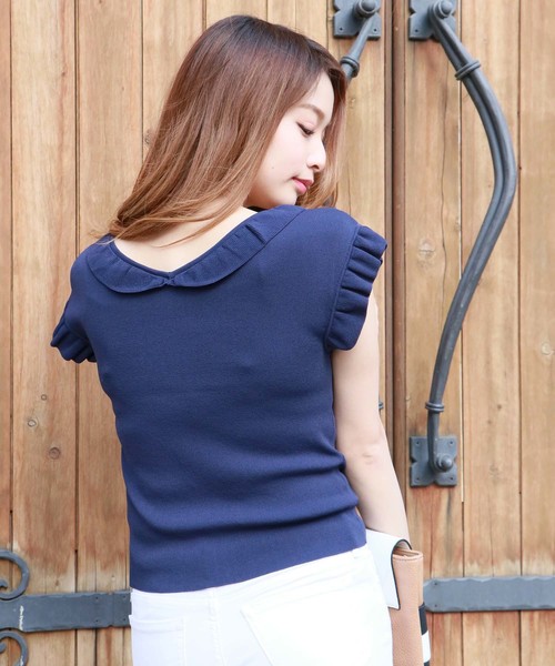HER CLOSET(ハークローゼット)の「【HERCLOSET】フリル袖Vネックノースリニット(ニット/セーター・レディース・ブラック/ネイビー/アイボリー/グリーン系その他/ピンク系その他/グレイッシュブルー・M)」の4枚目の写真