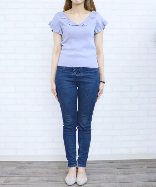 HER CLOSET(ハークローゼット)の「【HERCLOSET】フリル袖Vネックノースリニット(ニット/セーター・レディース・ブラック/ネイビー/アイボリー/グリーン系その他/ピンク系その他/グレイッシュブルー・M)」の10枚目の写真