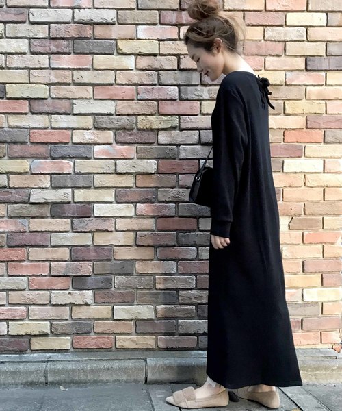 archives（アルシーヴ）の「【ZOZO限定】バックレースアップサーマルワンピース（ワンピース・レディース・チャコールグレー/ブラック/ブラウン/アイボリー・MEDIUM）」の16枚目の写真