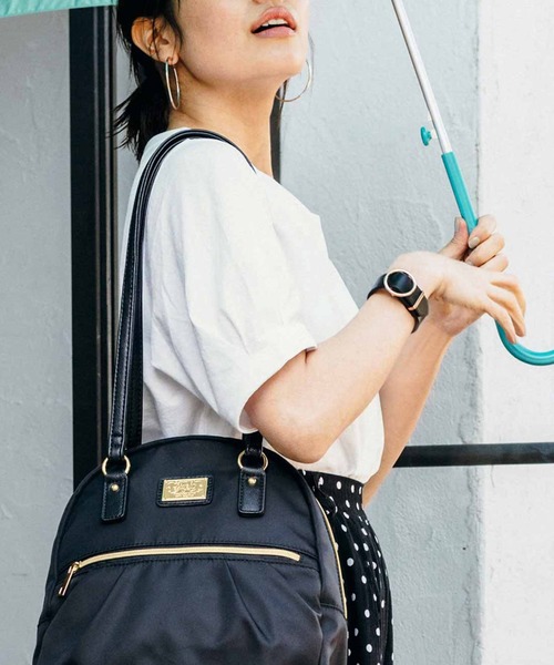 Live in comfort（リブインコンフォート）の「リブ　イン　コンフォート　どんなシーンにも心強い！　リュックにもショルダーにもなる２－ＷＡＹお役立ちバッグ（バックパック/リュック・レディース・ブラック/レッド/ターコイズブルー/ベージュ・ONE SIZE）」の19枚目の写真