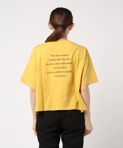 WEGO（ウィゴー）の「WEGO/ワイドルーズロゴプリントTシャツ（Tシャツ/カットソー・レディース・ホワイト/ベージュ/イエロー/パープル/ホワイト系その他/スミクロ・FREE）」の10枚目の写真