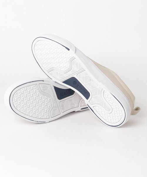 SLACK FOOTWEAR（スラックフットウェア）の「[SLACK / スラック]LIBERIO（スニーカー・メンズ・ホワイト×ホワイト/ベージュ/ブラック×ホワイト/ブラック×ブラック/シルバー系その他/ブラック系その他2・26.5cm/27.5cm/27cm/28cm/26cm/23cm/24.5cm/24cm/25cm/23.5cm/24.5㎝）」の7枚目の写真