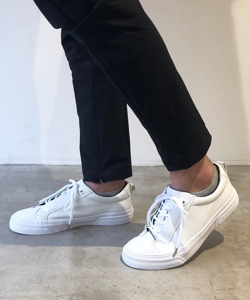 SLACK FOOTWEAR（スラックフットウェア）の「[SLACK / スラック]LIBERIO（スニーカー・メンズ・ホワイト×ホワイト/ベージュ/ブラック×ホワイト/ブラック×ブラック/シルバー系その他/ブラック系その他2・26.5cm/27.5cm/27cm/28cm/26cm/23cm/24.5cm/24cm/25cm/23.5cm/24.5㎝）」の18枚目の写真