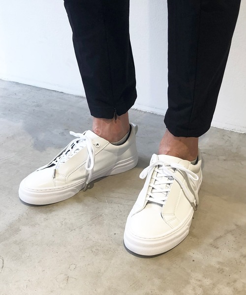 SLACK FOOTWEAR（スラックフットウェア）の「[SLACK / スラック]LIBERIO（スニーカー・メンズ・ホワイト×ホワイト/ベージュ/ブラック×ホワイト/ブラック×ブラック/シルバー系その他/ブラック系その他2・26.5cm/27.5cm/27cm/28cm/26cm/23cm/24.5cm/24cm/25cm/23.5cm/24.5㎝）」の21枚目の写真