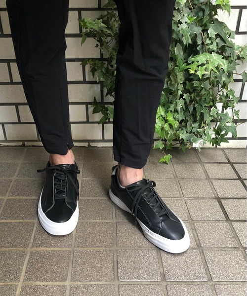 SLACK FOOTWEAR（スラックフットウェア）の「[SLACK / スラック]LIBERIO（スニーカー・メンズ・ホワイト×ホワイト/ベージュ/ブラック×ホワイト/ブラック×ブラック/シルバー系その他/ブラック系その他2・26.5cm/27.5cm/27cm/28cm/26cm/23cm/24.5cm/24cm/25cm/23.5cm/24.5㎝）」の16枚目の写真