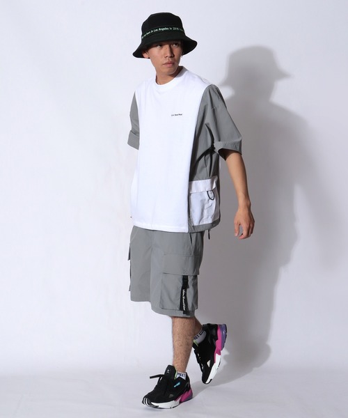 VISION STREET WEAR(ヴィジョンストリートウェア)の「VISION STREET WEAR 上下2点セットアップ サイド切替半袖Tシャツ&ナイロンカーゴショーツ SETUP(Tシャツ/カットソー・メンズ・ブラック/オフホワイト/ベージュ/ホワイト系その他・M/L/LL)」の2枚目の写真