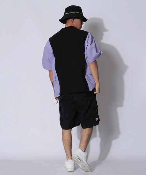 VISION STREET WEAR(ヴィジョンストリートウェア)の「VISION STREET WEAR 上下2点セットアップ サイド切替半袖Tシャツ&ナイロンカーゴショーツ SETUP(Tシャツ/カットソー・メンズ・ブラック/オフホワイト/ベージュ/ホワイト系その他・M/L/LL)」の1枚目の写真