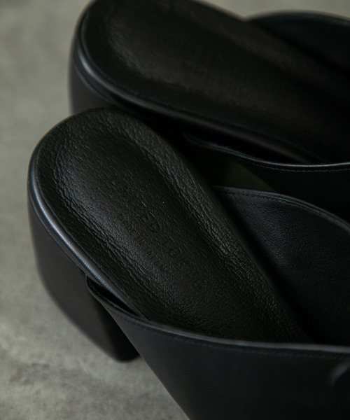 UNITED TOKYO（ユナイテッドトウキョウ）の「レースアップサボ（その他シューズ・レディース・ブラック/ベージュ・1/2）」の18枚目の写真