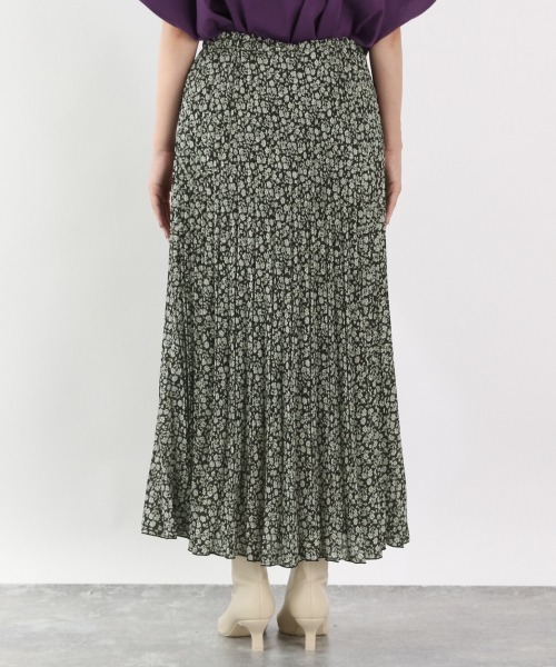 LOWRYS FARM（ローリーズファーム）の「キャシャミエプリーツスカート　893999（スカート・レディース・ブラック/ブラウン/グリーン・FREE）」の10枚目の写真