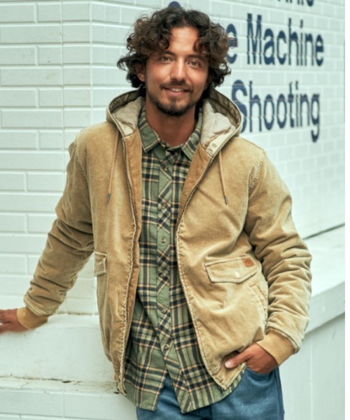BILLABONG(ビラボン)の「BILLABONG フード付きベロアジャケット BA012-760(ブルゾン・メンズ・ベージュ/ネイビー・M/L/XL)」の5枚目の写真