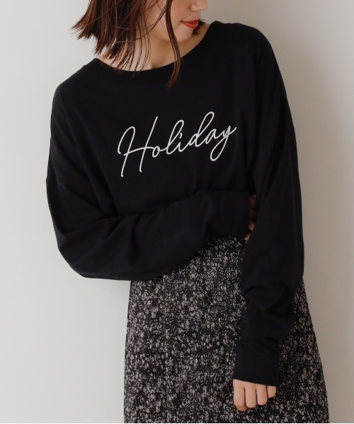Chico(チコ)の「HolidayロゴロンT(Tシャツ/カットソー・レディース・ライトベージュ/オフホワイト/ピンク/ブラック・FREE)」の3枚目の写真