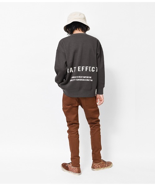 RAT EFFECT（ラットエフェクト）の「【裏起毛】バックロゴビッグトレーナー（スウェット・キッズ・チャコールグレー/ブラック/ベージュ/ブラウン/グレー/カーキ・120/130/140/150/160/170）」の7枚目の写真