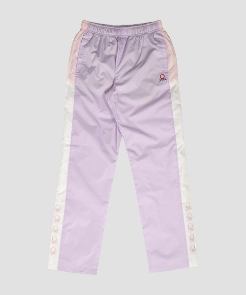 BENETTON (UNITED COLORS OF BENETTON)(ベネトンユナイテッドカラーズオブベネトン)の「【BENETTON / ベネトン】キッズロングパンツ スポーティー スポーツカジュアル(その他パンツ・キッズ・ブラック/パープル/ブルー/ブラック×ピンク・140/150/160/130)」の1枚目の写真