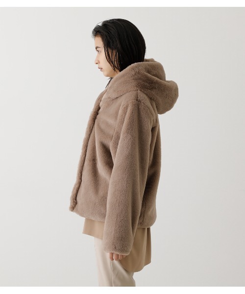 FLUFFY HOODIE SHORT COAT/フラッフィーフーディショートコート