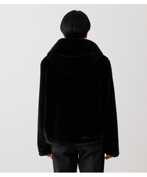 AZUL by moussy（アズールバイマウジー）の「FLUFFY HOODIE