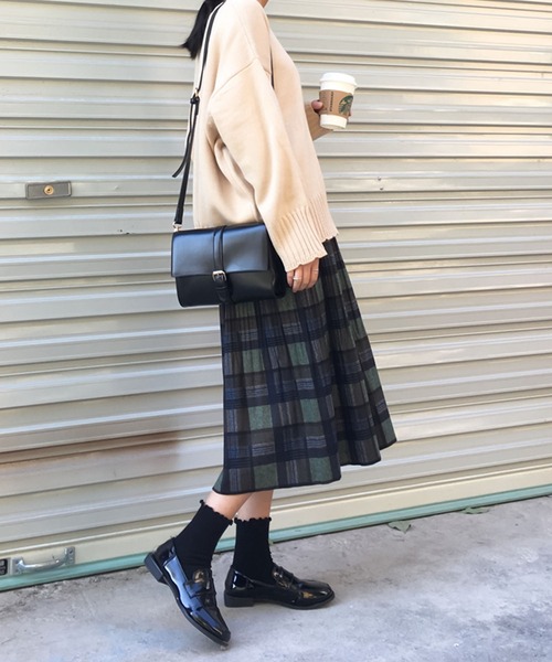 Girly Doll（ガーリードール）の「カラーチェックプリーツスカート（スカート・レディース・イエロー/グリーン/ネイビー/ブラウン・M/L）」の10枚目の写真