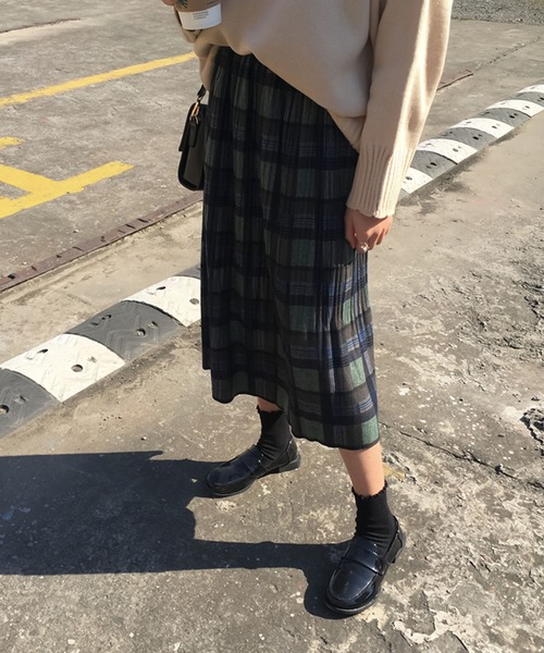 Girly Doll（ガーリードール）の「カラーチェックプリーツスカート（スカート・レディース・イエロー/グリーン/ネイビー/ブラウン・M/L）」の15枚目の写真
