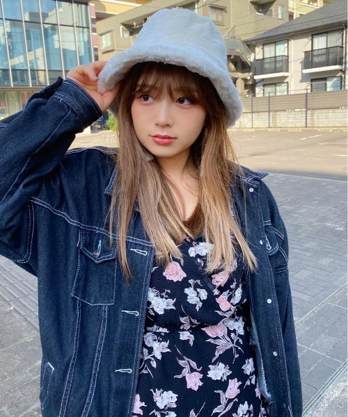 ammy.(エイミードット)の「【 ammy. / エイミードット 】 ふわふわ ファー バケット ハット(ハット・レディース・ブラック/キャメル/ホワイト/ナチュラル/グレイッシュベージュ/ブラウン/ベージュ/ピンク・FREE)」の11枚目の写真