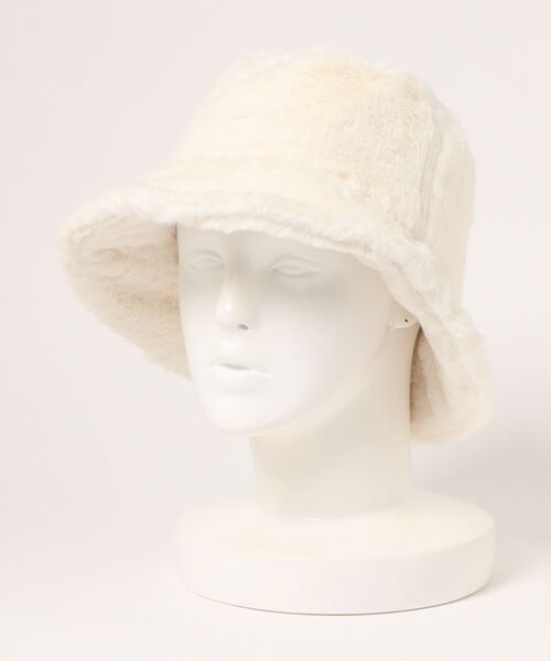 ammy.(エイミードット)の「【 ammy. / エイミードット 】 ふわふわ ファー バケット ハット(ハット・レディース・ブラック/キャメル/ホワイト/ナチュラル/グレイッシュベージュ/ブラウン/ベージュ/ピンク・FREE)」の14枚目の写真