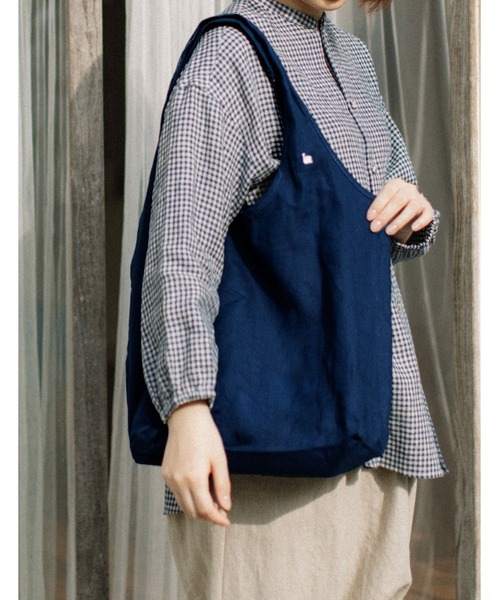 chanvre nop de nod(シャンブルノップドゥノッド)の「chanvre レジ袋・エコバッグ(エコバッグ/サブバッグ・レディース・ブラック/オフホワイト/ブルー/ダークブルー/スミクロ/キナリ・8)」の6枚目の写真