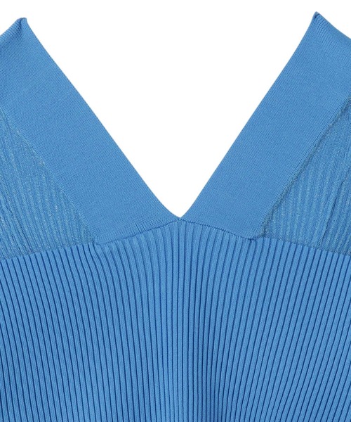 TEVALT（ヴァレット）の「シアーマルチリブ　ショート丈　ニットカーディガン（カーディガン/ボレロ・レディース・ブラック/ベージュ/ブルー/ブラウン/グレー/パープル・38）」の15枚目の写真