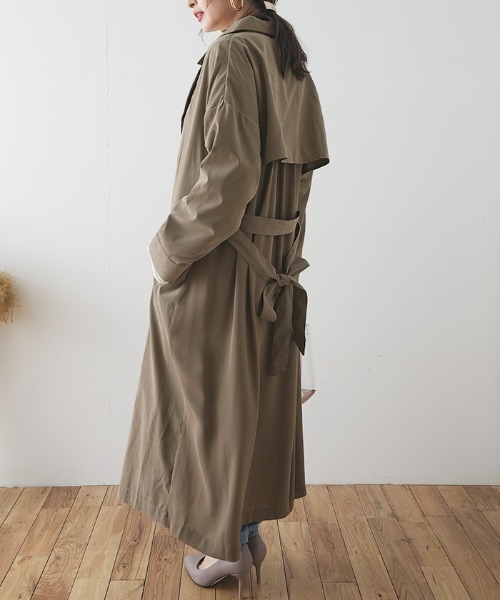 Futier land（フューティアランド）の「バックシフォン切替トレンチコート（トレンチコート・レディース・ブラウン/ベージュ/グレイッシュベージュ/ライトカーキ/ブルー・MEDIUM）」の6枚目の写真