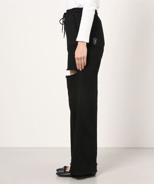 atmos pink（アトモスピンク）の「atmos pink カッティング スウェット カラーワイドパンツ（その他パンツ・レディース・グレー/ブラック/ホワイト/レッド・FREE）」の5枚目の写真