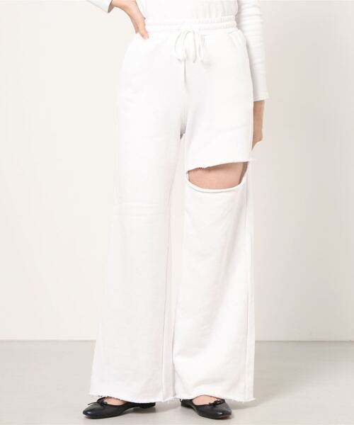 atmos pink（アトモスピンク）の「atmos pink カッティング スウェット カラーワイドパンツ（その他パンツ・レディース・グレー/ブラック/ホワイト/レッド・FREE）」の8枚目の写真