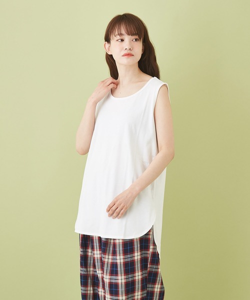 CUBE SUGAR（キューブシュガー）の「WEB限定 リサイクル天竺 ラウンド裾 タンクトップ（タンクトップ・レディース・ホワイト/チャコールグレー/カーキ/イエロー・M）」の2枚目の写真