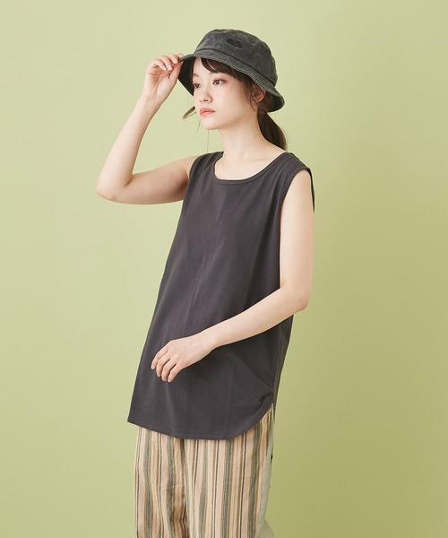 CUBE SUGAR（キューブシュガー）の「WEB限定 リサイクル天竺 ラウンド裾 タンクトップ（タンクトップ・レディース・ホワイト/チャコールグレー/カーキ/イエロー・M）」の3枚目の写真