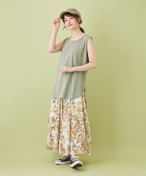 CUBE SUGAR（キューブシュガー）の「WEB限定 リサイクル天竺 ラウンド裾 タンクトップ（タンクトップ・レディース・ホワイト/チャコールグレー/カーキ/イエロー・M）」の16枚目の写真