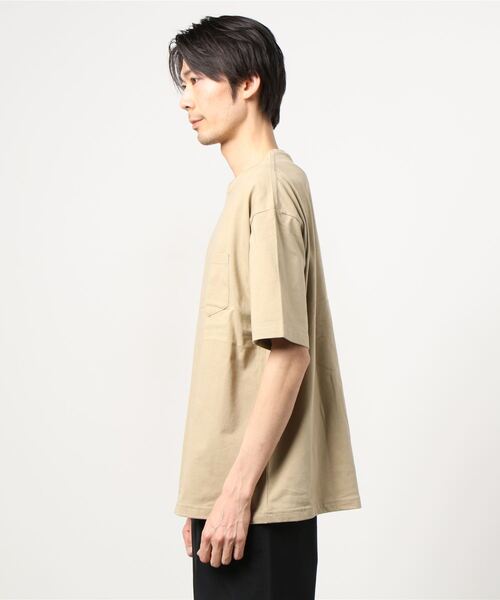 United Athle（ユナイテッドアスレ）の「【UNITED ATHLE】ユナイテッドアスレ ビッグシルエットポケットショートスリーブTシャツ 5008（Tシャツ/カットソー・メンズ・ブラック/ベージュ/ネイビー/グレー/ホワイト/グリーン・M/L/XL）」の7枚目の写真