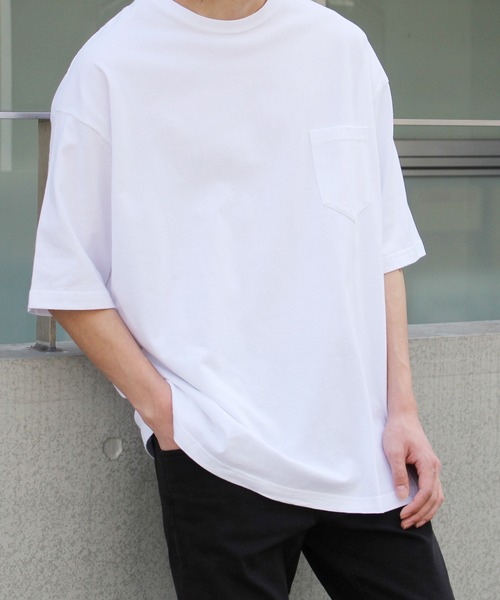 United Athle（ユナイテッドアスレ）の「【UNITED ATHLE】ユナイテッドアスレ ビッグシルエットポケットショートスリーブTシャツ 5008（Tシャツ/カットソー・メンズ・ブラック/ベージュ/ネイビー/グレー/ホワイト/グリーン・M/L/XL）」の2枚目の写真