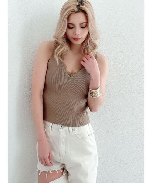 GYDA（ジェイダ）の「2WAY Vネックレースニットタンク（ニット/セーター・レディース・ベージュ/オフホワイト・FREE）」の12枚目の写真