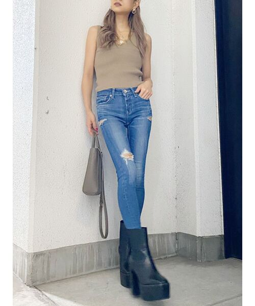 GYDA（ジェイダ）の「2WAY Vネックレースニットタンク（ニット/セーター・レディース・ベージュ/オフホワイト・FREE）」の6枚目の写真