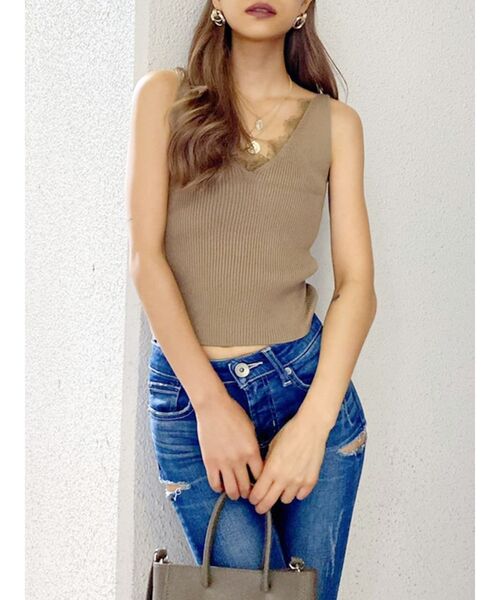 GYDA（ジェイダ）の「2WAY Vネックレースニットタンク（ニット/セーター・レディース・ベージュ/オフホワイト・FREE）」の16枚目の写真