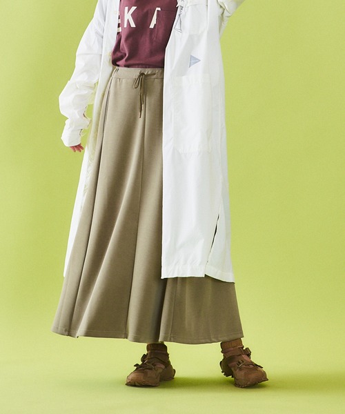 EKAL（エカル）の「EKAL　レイクショアスカート（スカート・レディース・オフホワイト/グリーン・ONE）」の2枚目の写真