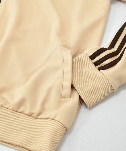 adidas(アディダス)の「【ヴィンテージ古着】adidas/アディダス フルジップ トラックジャケット ジャージ(ジャージ・メンズ・ベージュ・X-LARGE)」の5枚目の写真