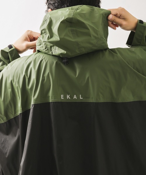 EKAL（エカル）の「『別注』Kiu×EKAL　ナイロンポンチョ（レインコート/ポンチョ・メンズ・オリーブ系・FREE）」の6枚目の写真