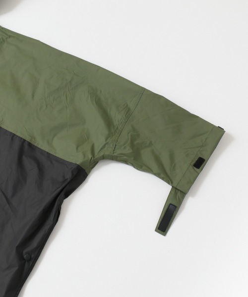 EKAL（エカル）の「『別注』Kiu×EKAL　ナイロンポンチョ（レインコート/ポンチョ・メンズ・オリーブ系・FREE）」の4枚目の写真