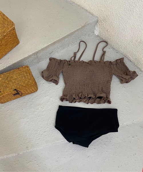 by muni:r(バイ ムニール)の「スモークフリルツーピースビキニ(水着・レディース・ブラウン/ブラック・FREE)」の15枚目の写真