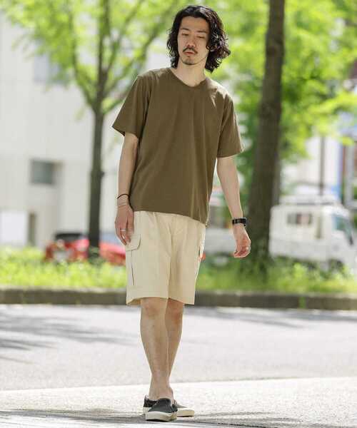URBAN RESEARCH Sonny Label(アーバンリサーチサニーレーベル)の「イージータックワイドカーゴショーツ(その他パンツ・メンズ・オフホワイト/カーキ・MEDIUM/LARGE)」の4枚目の写真