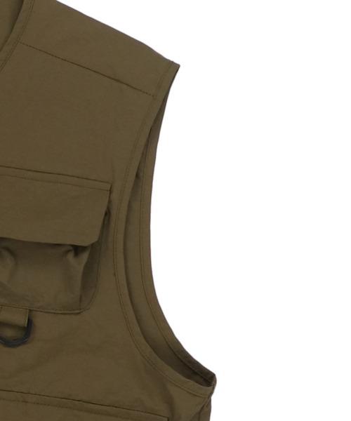 SPINNS（スピンズ）の「【ゆったりサイズ】ビッグシルエットフィッシングベスト（ベスト・レディース・ブラック/カーキ/アイボリー・ONESIZE）」の17枚目の写真