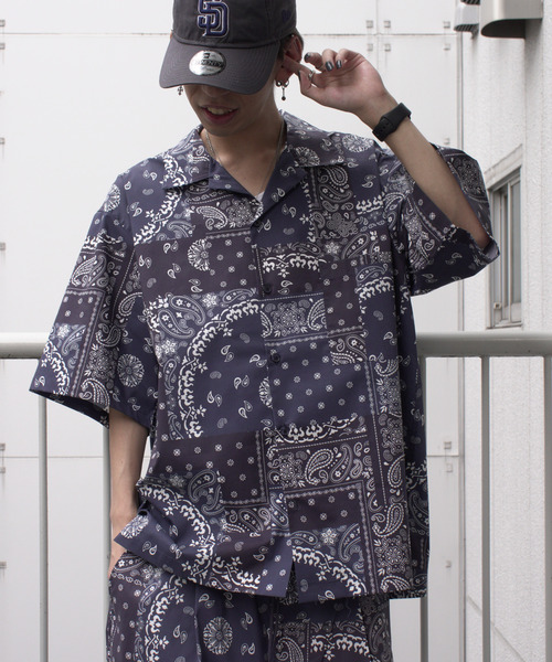 VENCEEXCHANGE（ヴァンスエクスチェンジ）の「バンダナプリントシャツ（シャツ/ブラウス・メンズ・ブラック/ベージュ/ネイビー/グリーン・M/L）」の4枚目の写真